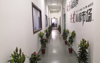如何選擇一家專業(yè)的模具生產(chǎn)廠家跃躯？